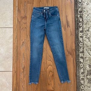 Levi’s 721 High Rise Skinny Jeans